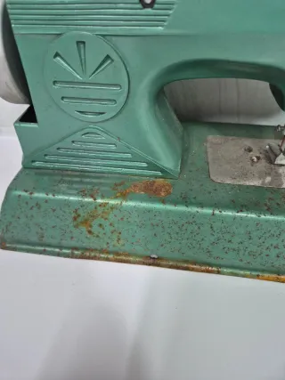 Máquina de coser Juguete Vintage Eureka
