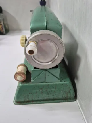 Máquina de coser Juguete Vintage Eureka