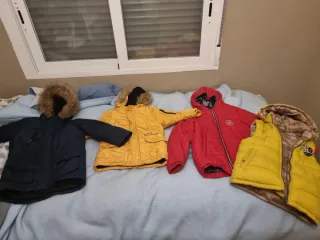 Set di cappotti e gilet per bambini, varie taglie