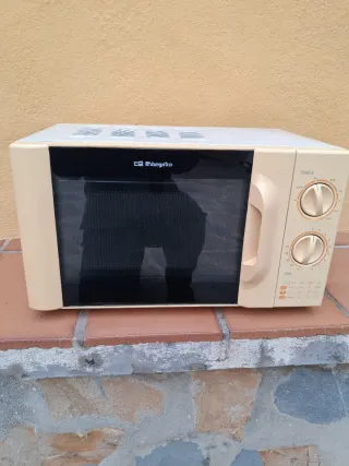 Microondas y Horno Grill Orbegozo