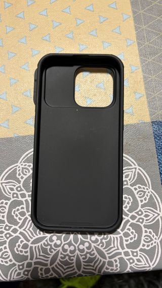 Carcasa Nilkin iphone 14 pro nueva