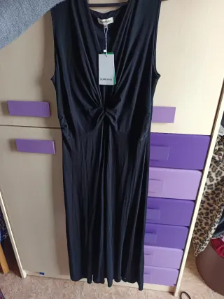 Vestido largo negro nuevo Surkana