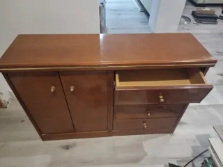 Armario de pasillo de madera