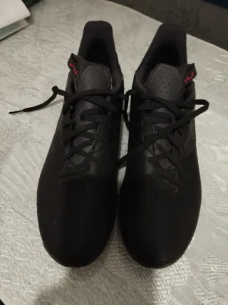 Botas de fútbol negras talla 40