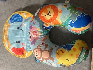 Cojín de lactancia infantil con animales