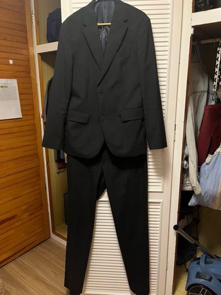 3 Trajes completos ZARA