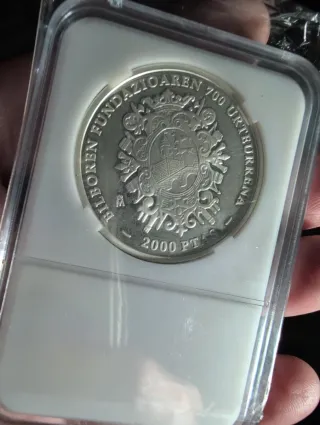 Moneda 2000 Pesetas Juan Carlos I Rey de España