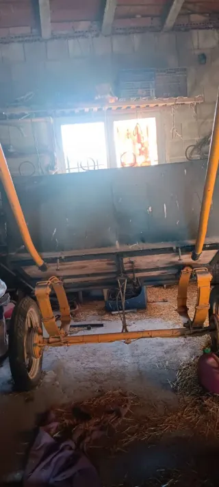 Carro para caballo y llegó