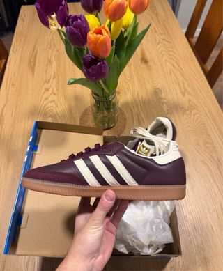 Adidas Samba OG Granate Dorado Talla 42.5