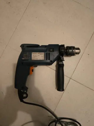 Taladro percutor WORX 550W