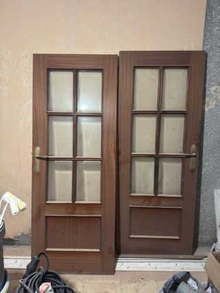 Puertas de madera con cristal