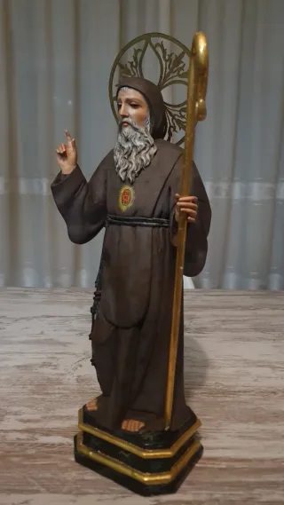 Antigua talla San Francisco de Paula