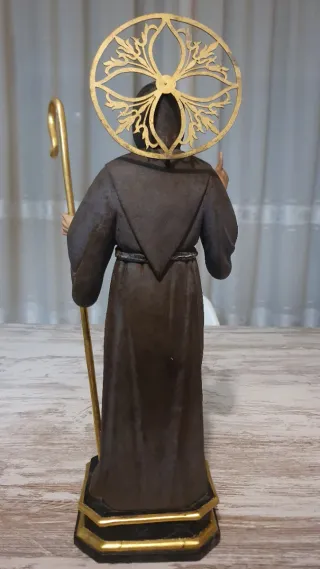 Antigua talla San Francisco de Paula