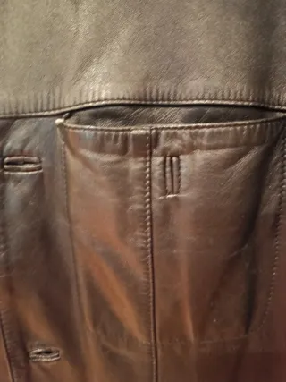 Chaqueta de cuero negra Talla M.