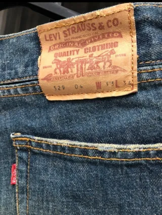 Vaqueros Levi's