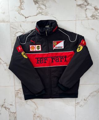 Chaqueta Ferrari F1 Negra y Roja racing motorsport