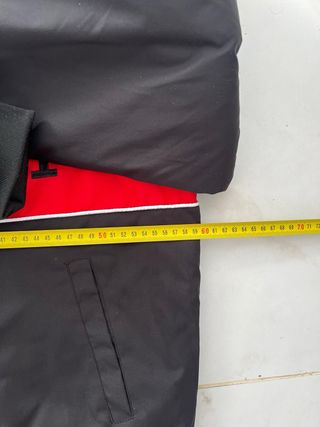 Chaqueta Ferrari F1 Negra y Roja racing motorsport