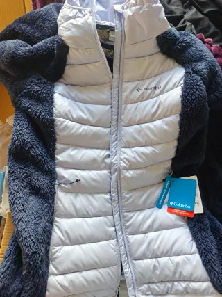 Plumas Columbia con mangas forro polar