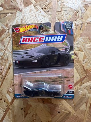 Hot Wheels Premium Porsche 935 0/5 Chasse
