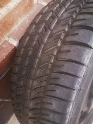 Rueda de repuesto Toyota Corolla 2004