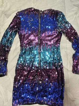 Vestido de fiesta con lentejuelas azul y morado