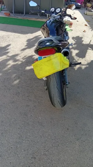 Naked 600cc honda Hornet