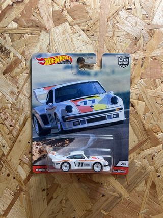 Hot Wheels Premium Porsche 934.5 Car Culture
