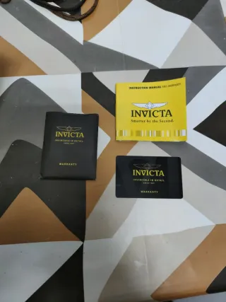 Reloj Invicta Cronógrafo Azul y Dorado