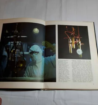 Enciclopedia Disney Scoperte dalla terra alla luna