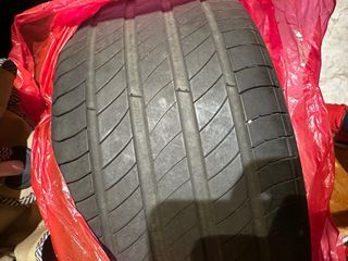 Neumático 235/40 R18 91W