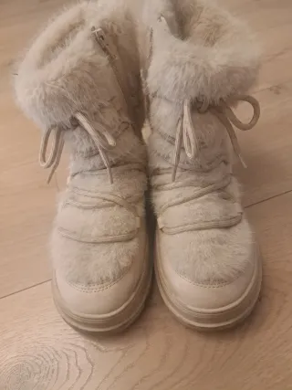 Botines  beige con pelo