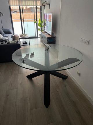 Mesa redonda cristal y madera,
