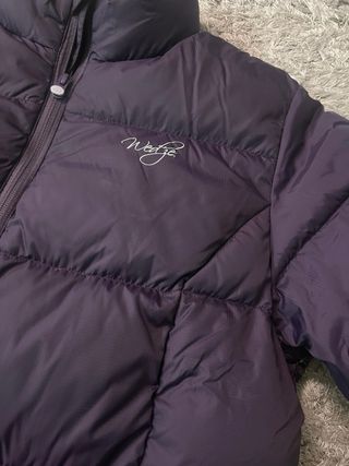Chaqueta plumífero montaña morado