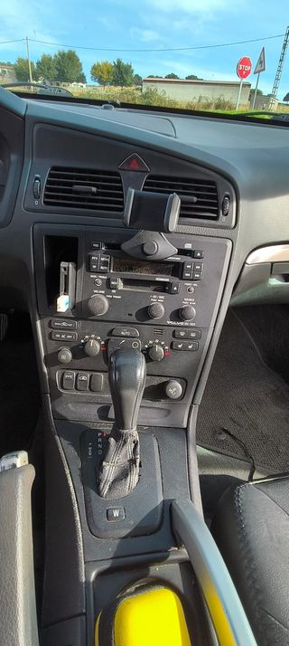 Volvo XC70 2004 2.4 D5 Geartronic 5p.