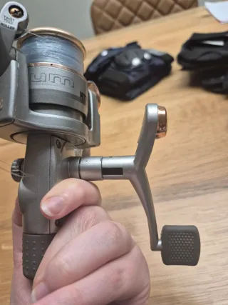 Carrete de pesca Mitchell Pro