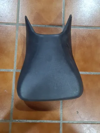 Asiento Rieju RS2, rieju, asientos