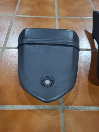 Asiento Rieju RS2, rieju, asientos