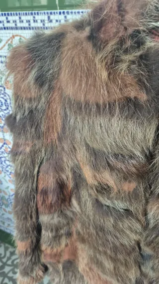 Abrigo de piel marrón