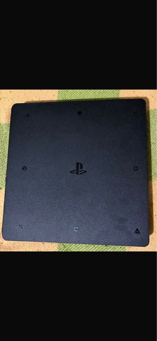 PS4 (PlayStation 4) slim con mando