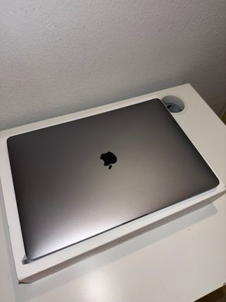 MacBook Pro 16 2019 i7 16GB RAM 512GB SSD