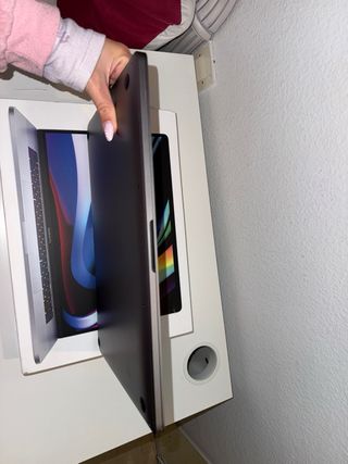 MacBook Pro 16 2019 i7 16GB RAM 512GB SSD