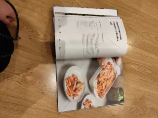 Libro 40 años inovando en recetas Thermomix