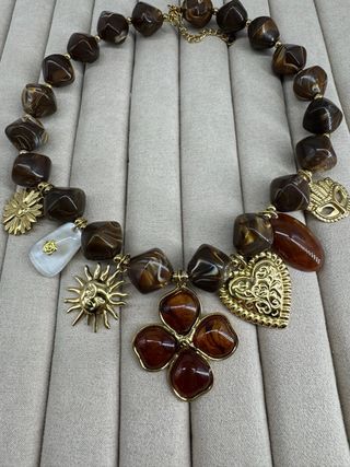 Collar de acero inoxidable bañado en oro