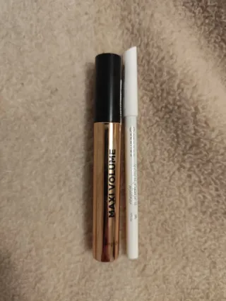 Máscara de pestañas y lápiz de ojos