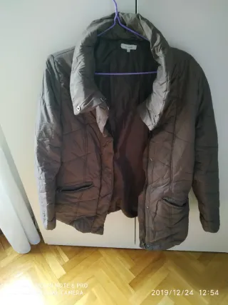 Ropa usada la vendo pq me queda pequeña.6 bolsas