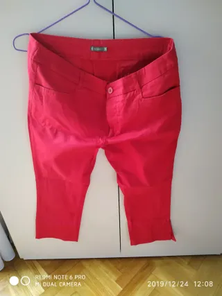 Ropa usada la vendo pq me queda pequeña.6 bolsas