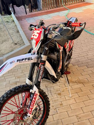 Moto Enduro Gas Gas 250cc 4T 2010 de motor yamaha