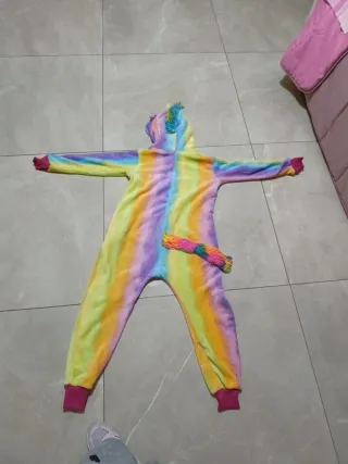 Pigiamone unicorno arcobaleno 9/10 anni