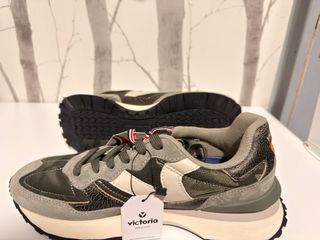 Zapatillas Victoria 1985 Talla 41 Nuevas