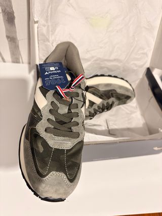Zapatillas Victoria 1985 Talla 41 Nuevas